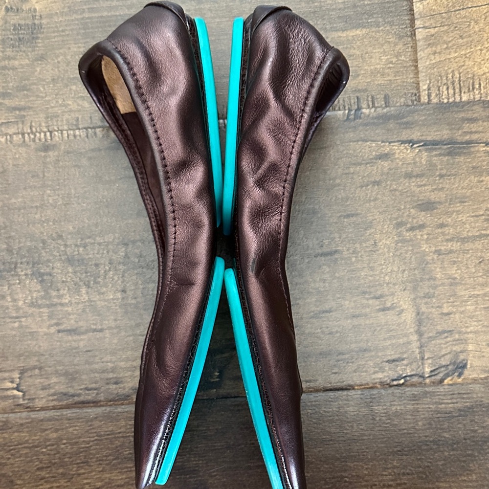 Tieks Limited Edition Raspberry Truffle - Picture 6 of 7